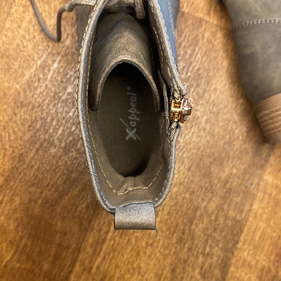 XAPPEAL WOMENS LACE UP COMBAT BOOT - GREY- SIZE 7 - Picture 5 of 6